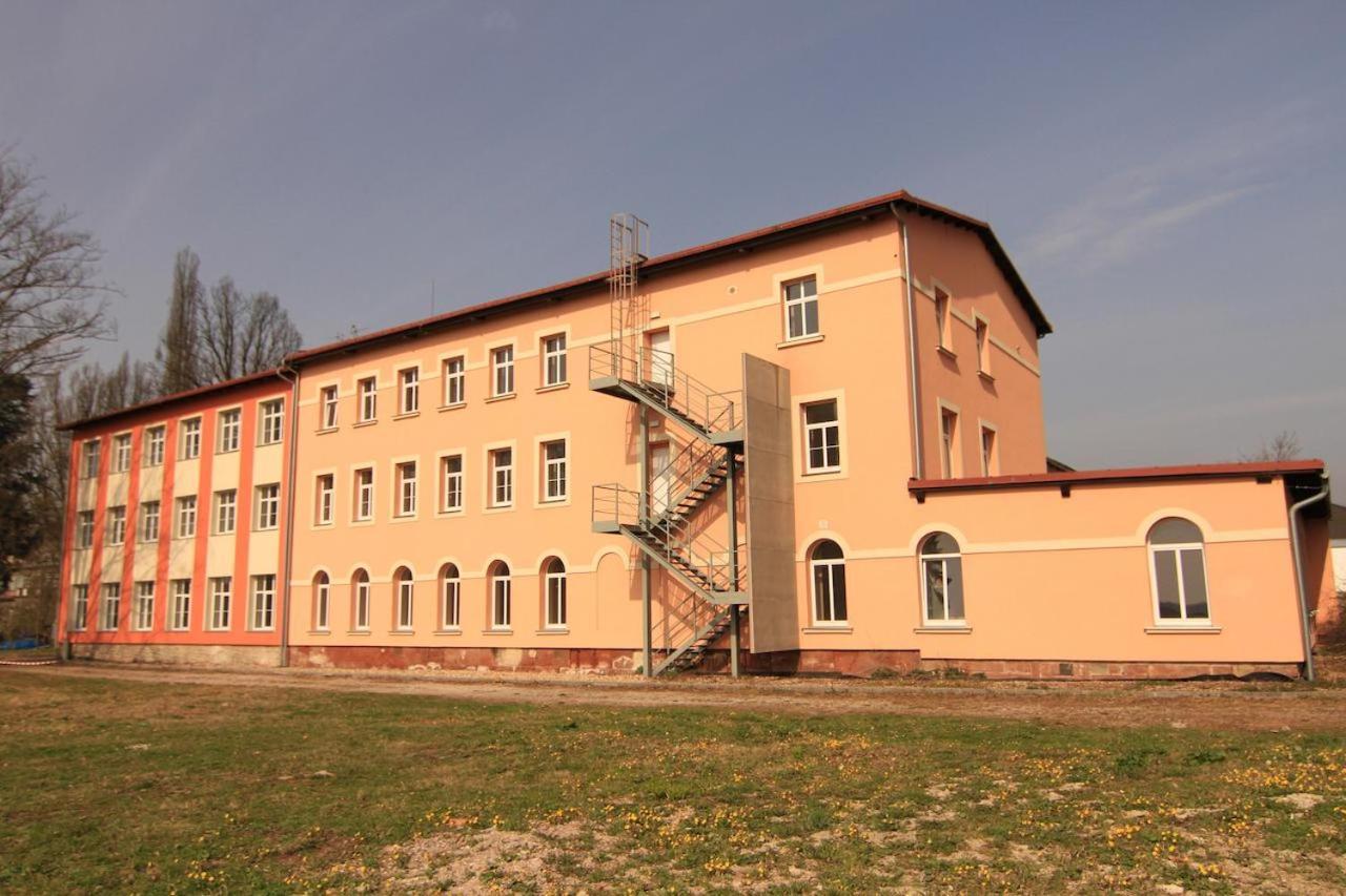 Ubytovani Rico Vrchlabi Bagian luar foto