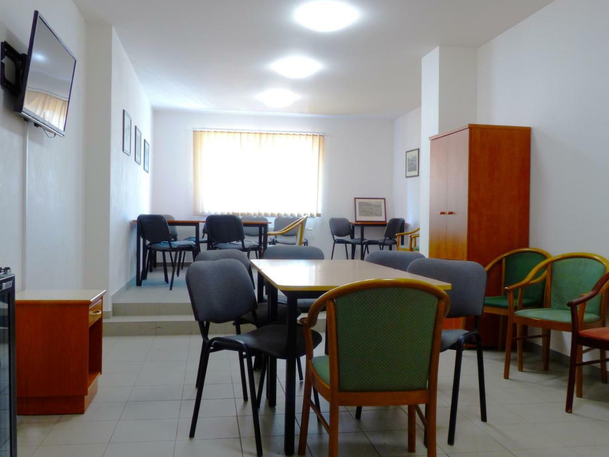 Ubytovani Rico Vrchlabi Bagian luar foto